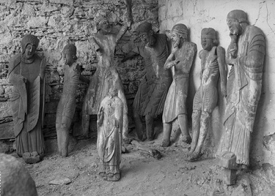 Fig. 3 – Grupo escultórico de la iglesia de Erill la Vall en la Alta Ribagorza, España. Descubierto en 1907, en la actualidad, en el Museu Nacional d’Art de Catalunya (MNAC)